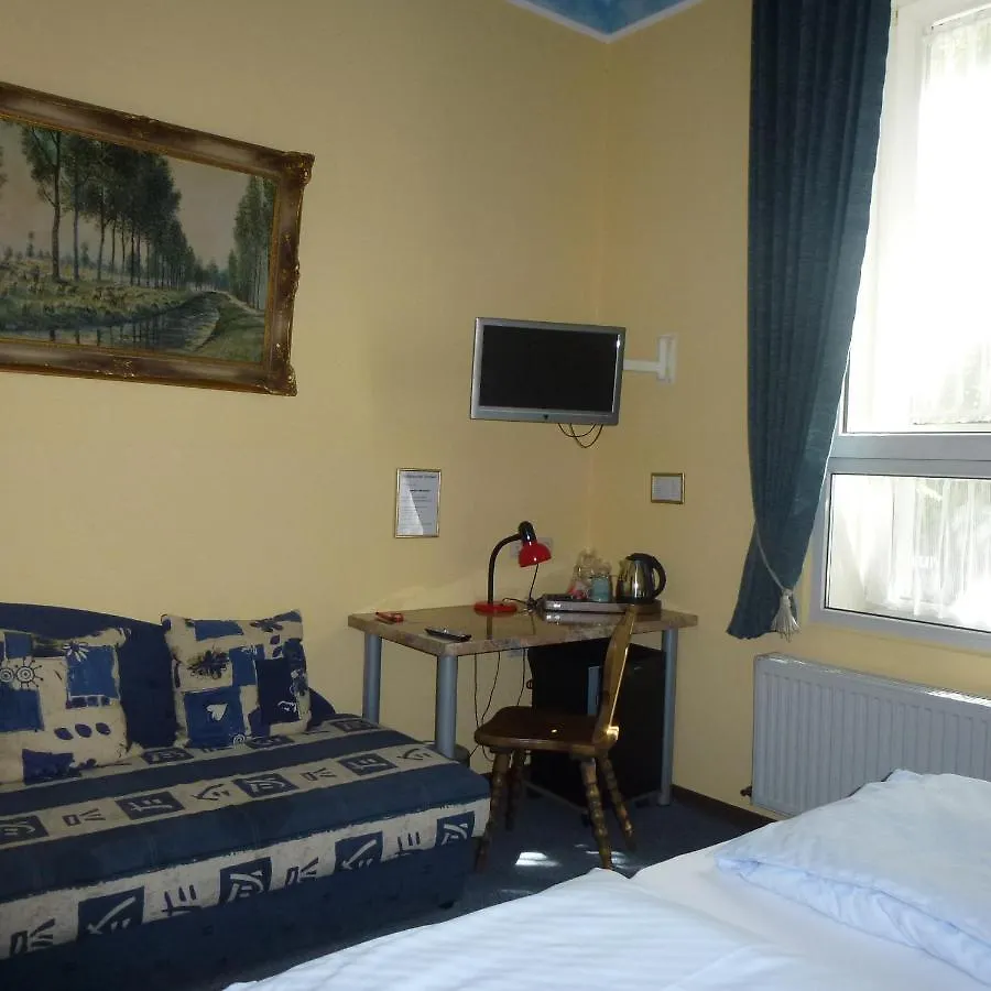 דיסלדורף Hotel Adler גרמניה